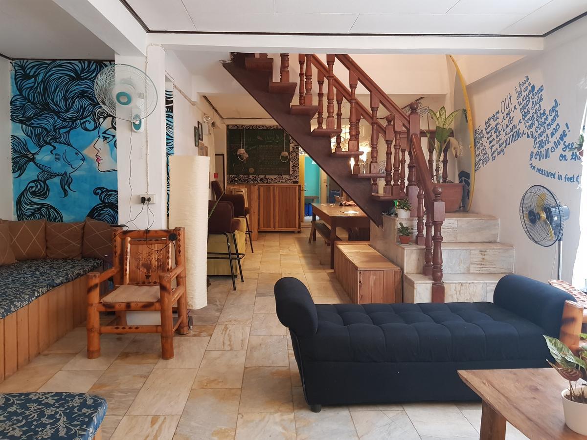 巴莱尔 Go Surfari House旅舍 外观 照片